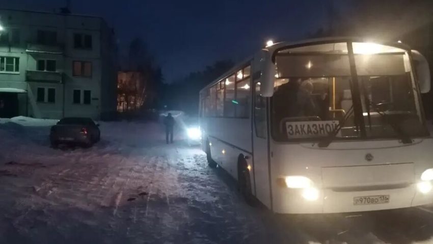 Регулярный заказной автобус связал микрорайон Фрунзе с соцобъектами Воронежа