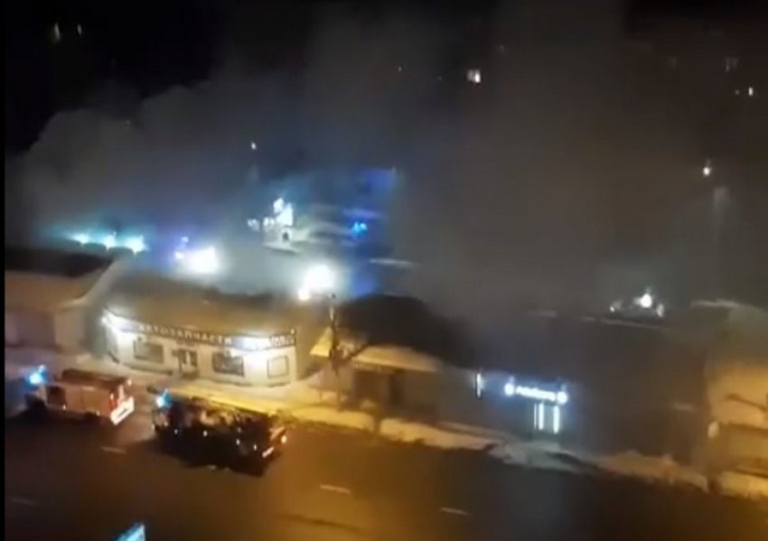 В Воронеже горел ресторан «Бахор» (ВИДЕО)