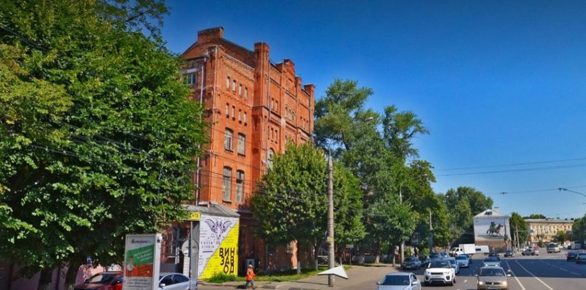 Историческое здание конторы винного склада на Кольцовской выставили на продажу в Воронеже