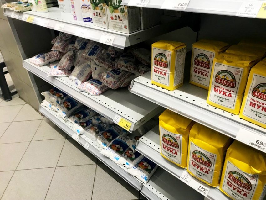 В Воронеже «Пятёрочка» утверждает, что торговала сахаром «в минус»