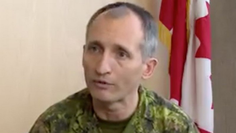 При попытке побега с территории Азовстали в Мариуполе арестовали канадского генерала Кадиера