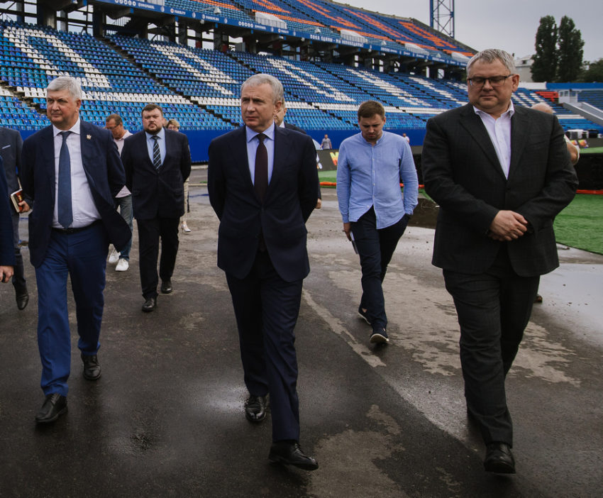 Воронежский губернатор Александр Гусев заявил о готовности стадиона к игре «Факела» с «Динамо»