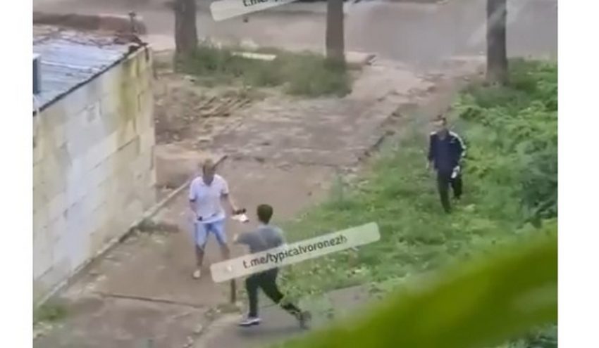 Воронежцы сняли на видео драку с розочками из украденных пивных бутылок