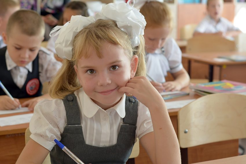 Несмотря на рост заболеваемости ковидом, воронежские школы начнут учебный год в очном формате