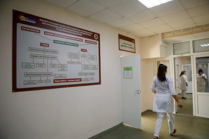 Строительство объектов здравоохранения в 2023 году обсудили в Воронежской областной Думе