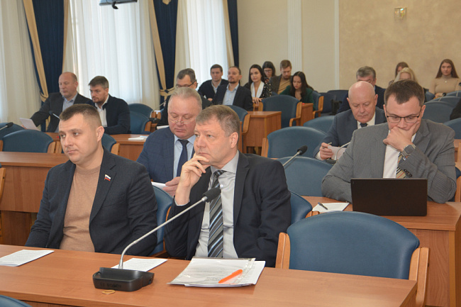 В Воронеже депутаты приняли бюджет города