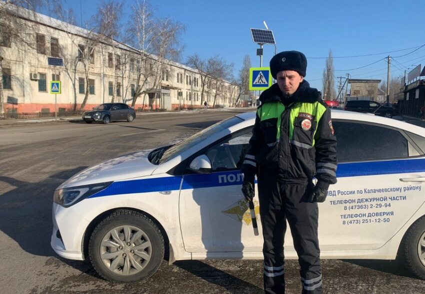 В Воронежской области сотрудники полиции спасли женщину