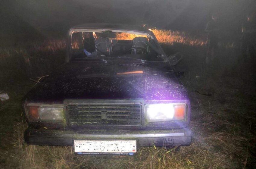 Под Воронежем пострадал водитель перевернувшейся «семерки»