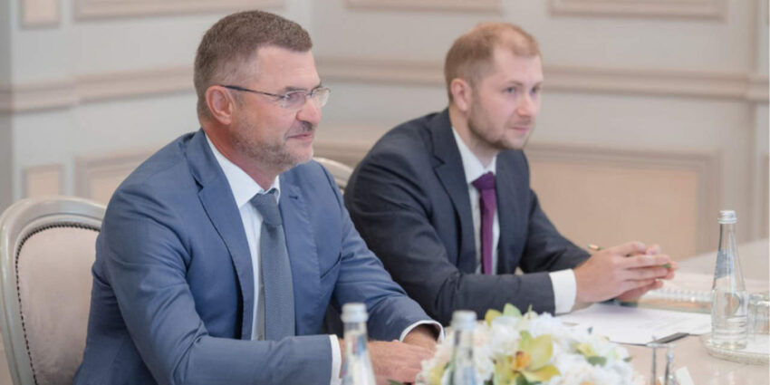 Строительство элеватора за 2,2 млрд рублей поддержал губернатор Воронежской области
