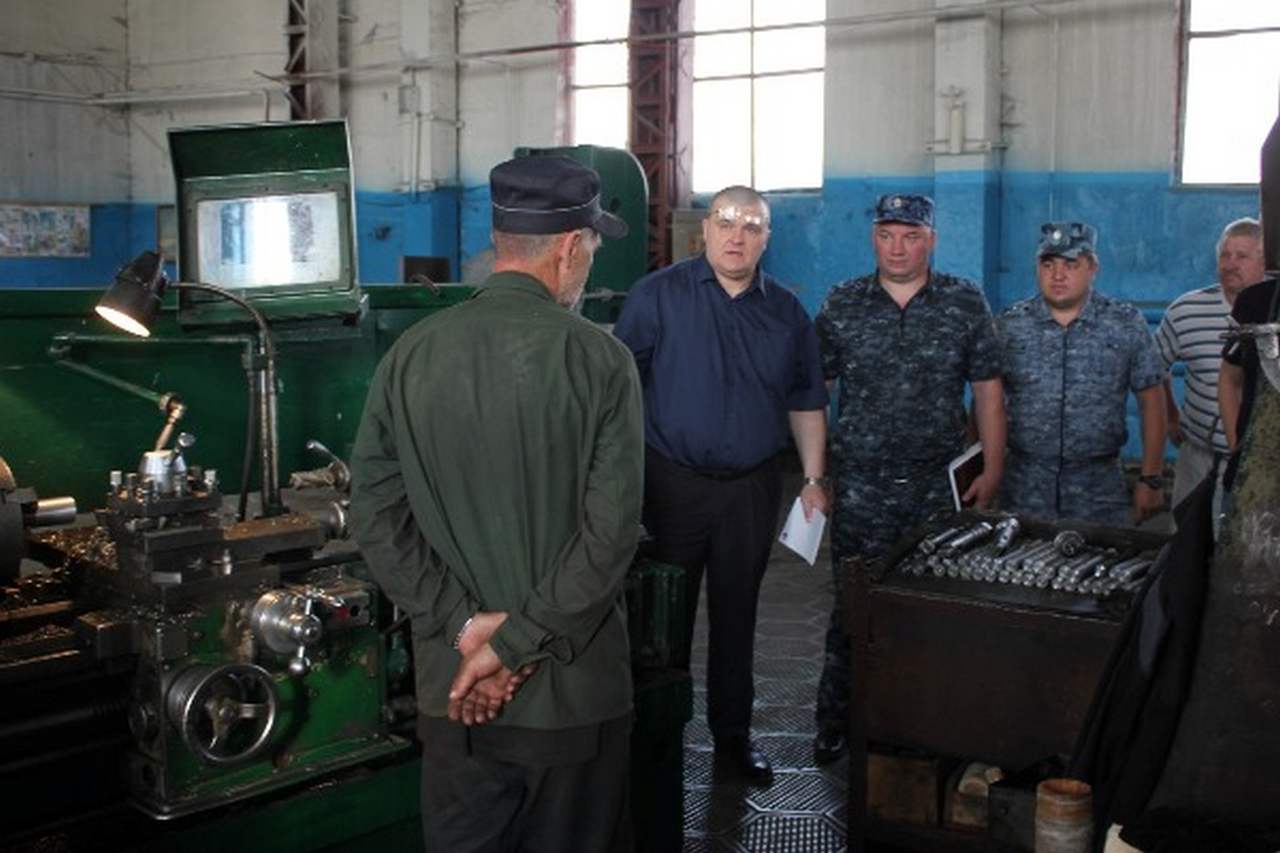 Вопросы производственно-хозяйственной деятельности обсудили общественники в  воронежской ИК-3 - ВестиПК в Воронеже