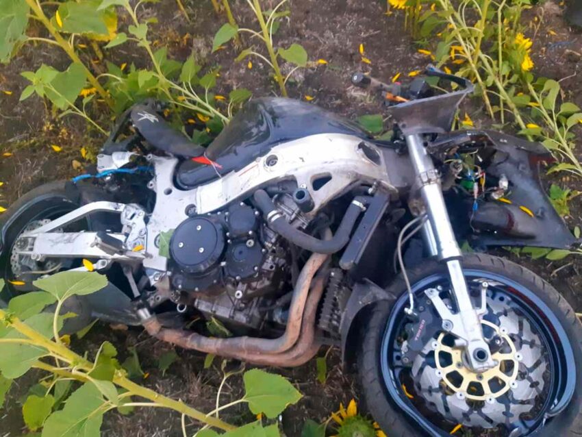 Мотоциклист без прав погиб после опрокидывания на воронежской трассе