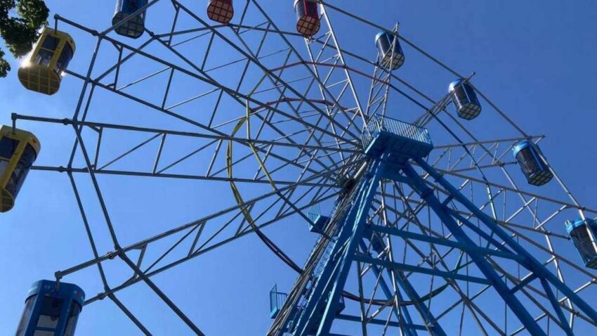 В Борисоглебске запустили 30-метровое колесо обозрения
