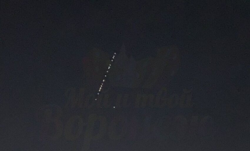 Снимками спутников Илона Маска над Воронежем делятся горожане