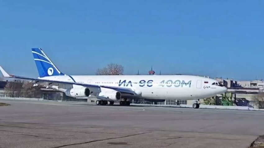 В Воронеже состоялся первый полет самолета Ил-96-400М