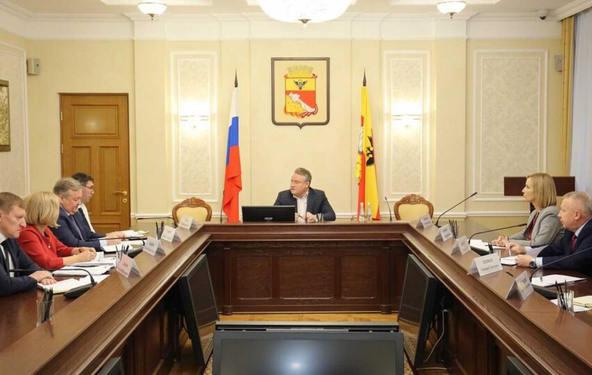 На планерке у главы Воронежа обсудили заболеваемость в школах и обслуживание газового оборудования
