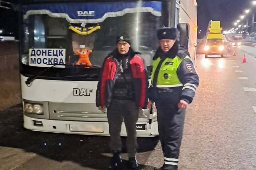 Автобус с 22 пассажирами сломался на трассе в Воронежской области
