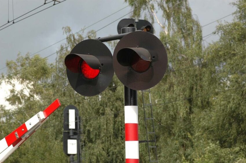Пять поездов задержали в Воронеже из-за угрозы минирования
