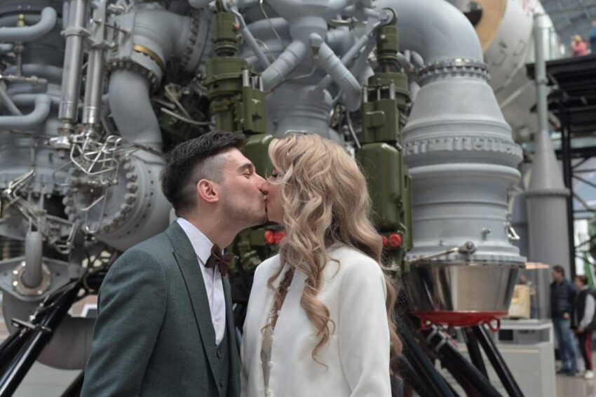 В Москве на выставке-форуме «Россия» состоялась космическая свадьба пары из Воронежа