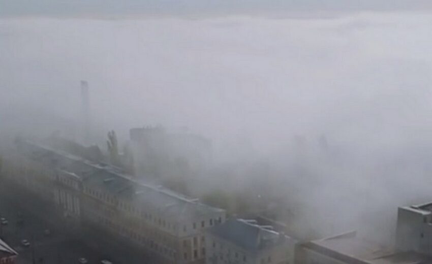 Воронежцы поделились фотографиями густого тумана над городом