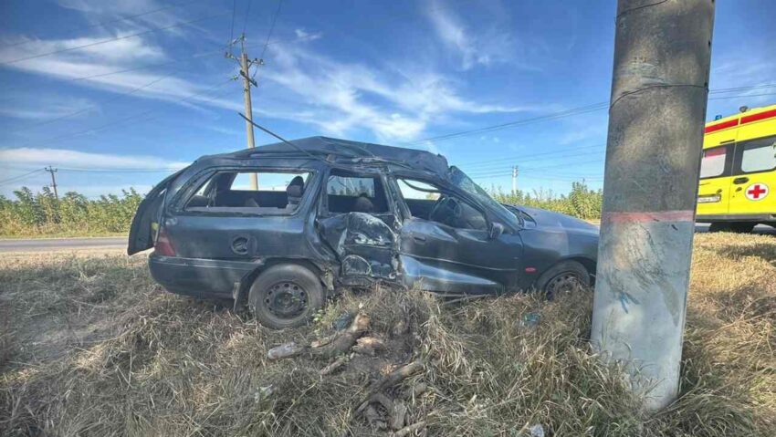 В больнице скончался водитель «Форда», врезавшегося на воронежской трассе в опору ЛЭП