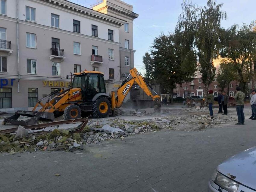 В Левобережном районе Воронежа снесут незаконные гаражи и сараи