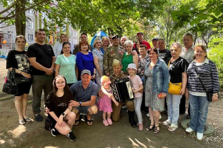 Жизнь партийная