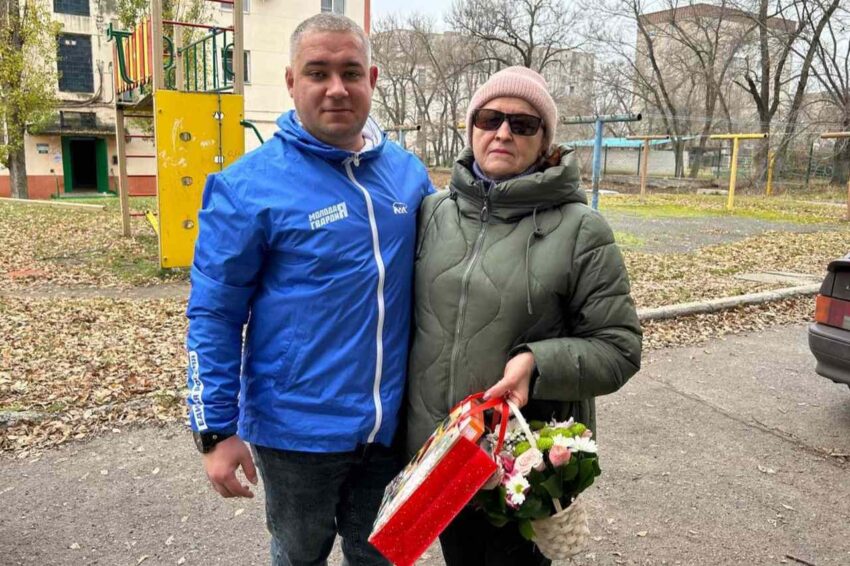 Единая Россия в регионе провела праздничные акции, приуроченные к Дню сотрудников органов внутренних дел