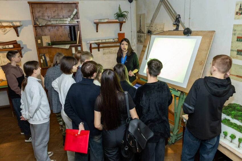 Жизнь партийная