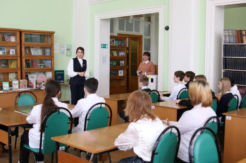 Жизнь партийная