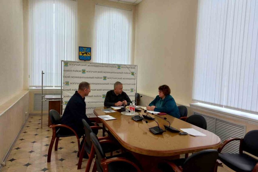 Жизнь партийная