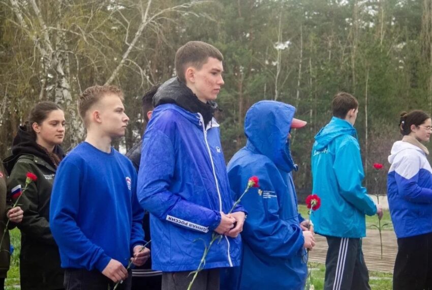 Жизнь партийная