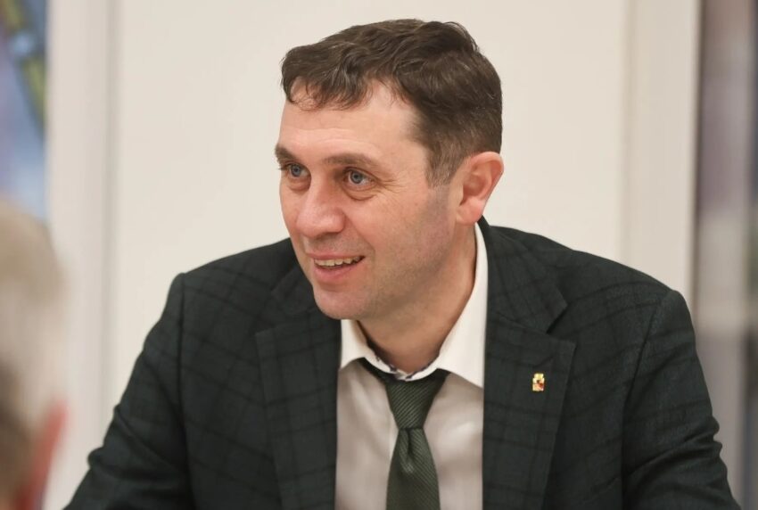 Официально