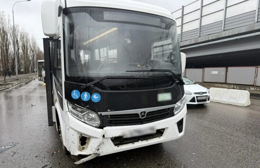 В Воронеже 7-летнюю девочку сбил водитель автобуса №37 Авто