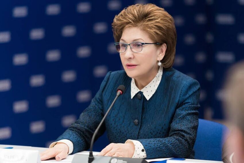 Жизнь партийная