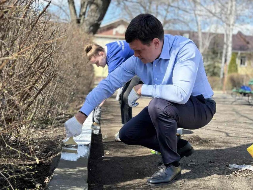 Жизнь партийная