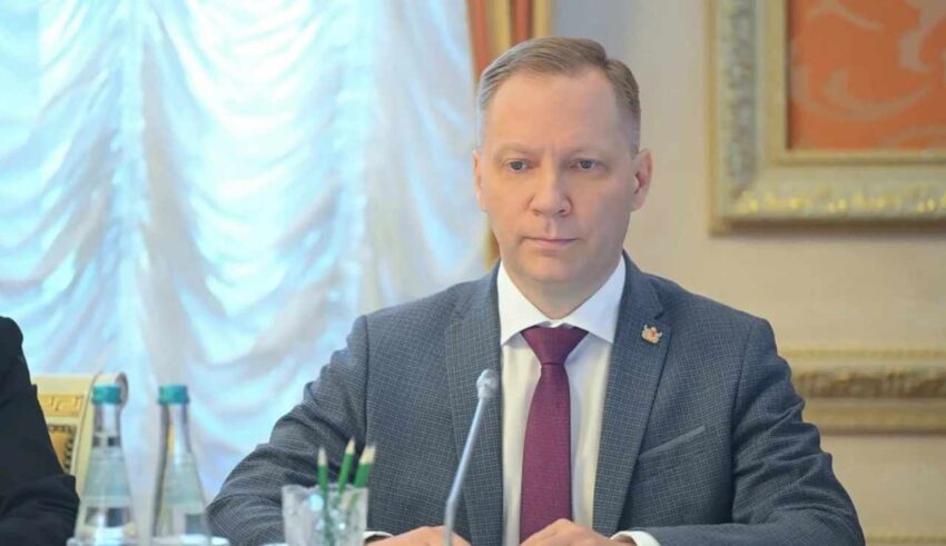 Официально