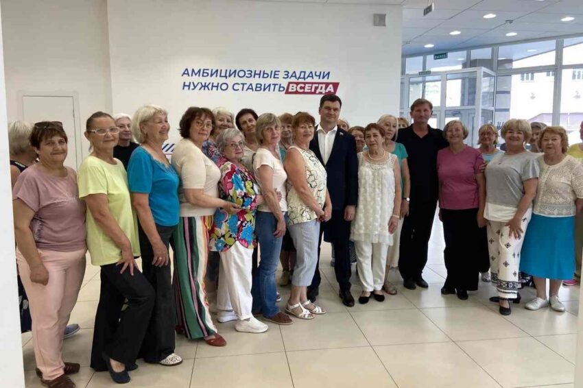 Жизнь партийная