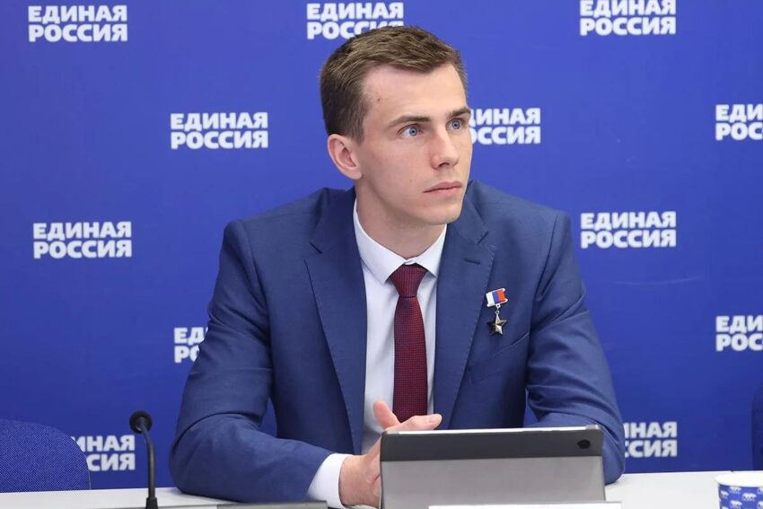 Жизнь партийная