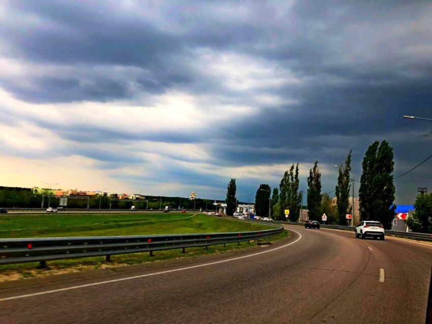 Выезд из Воронежа сковала 7-километровый затор Авто