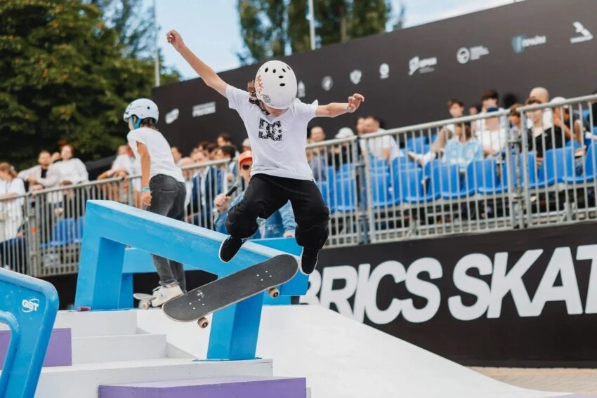 Российские спортсмены завоевали медали на BRICS Skate Cup 2026 Спорт